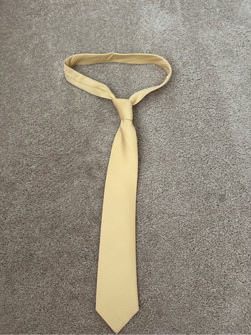 Yellow tie